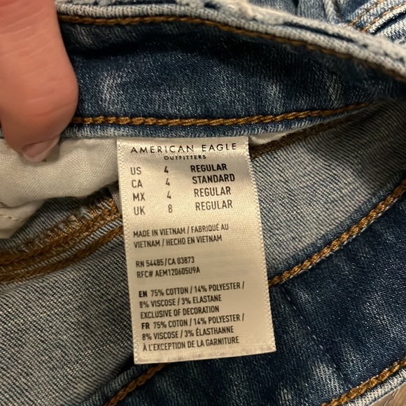 American Eagle Next Level Stretch Distressed Denim - Picture 3 of 4